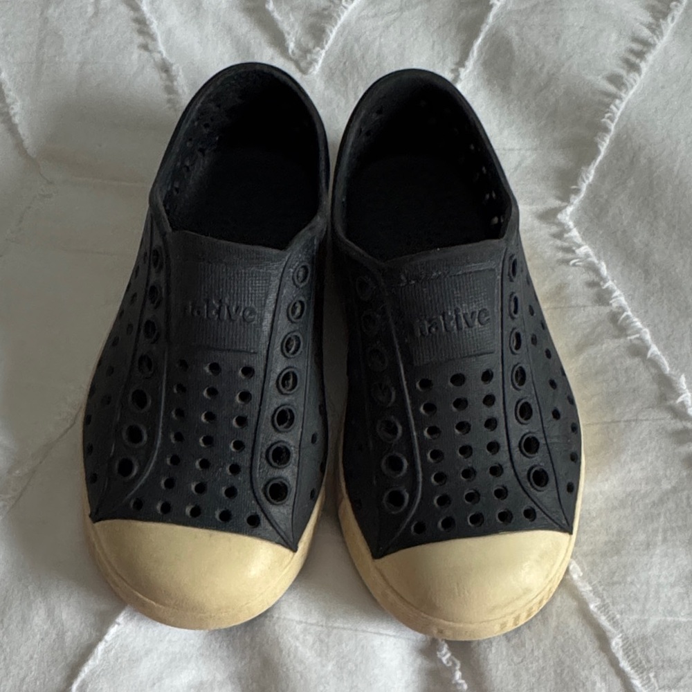 Native Kids Blue water shoes loafers